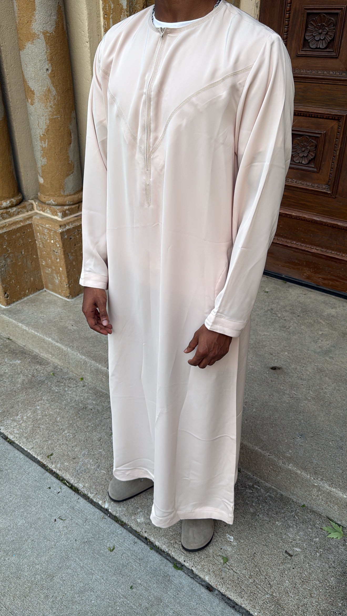 The Sultan Thobes