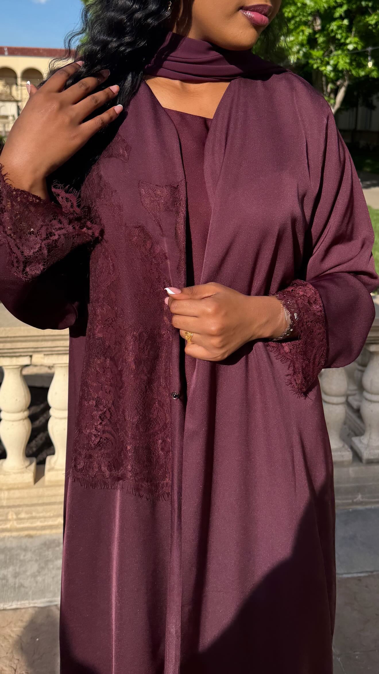 Nihla Lace Set