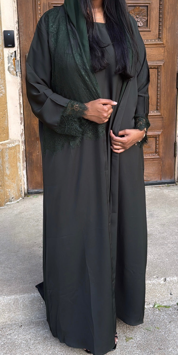 Nihla Lace Set