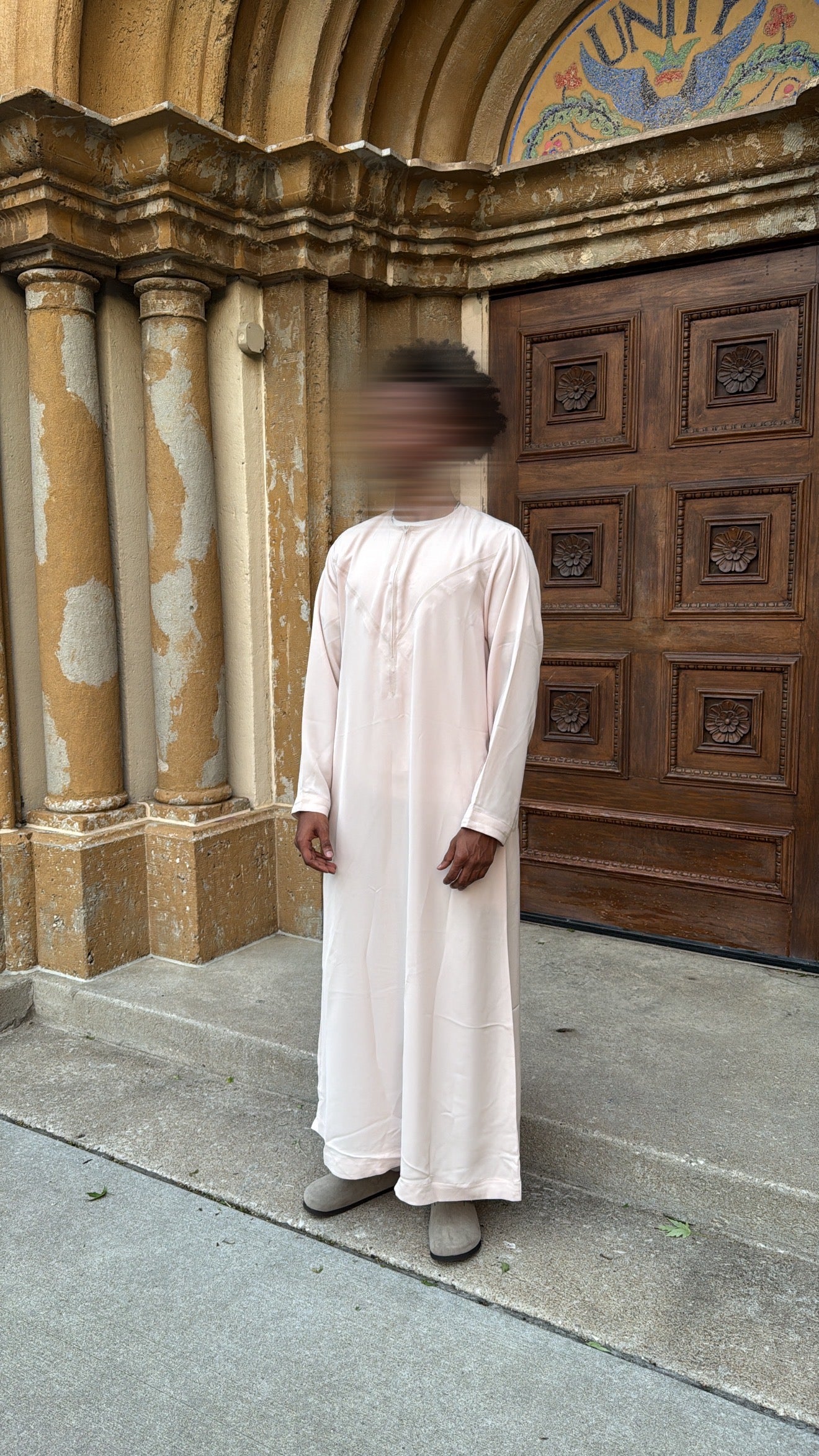 The Sultan Thobes